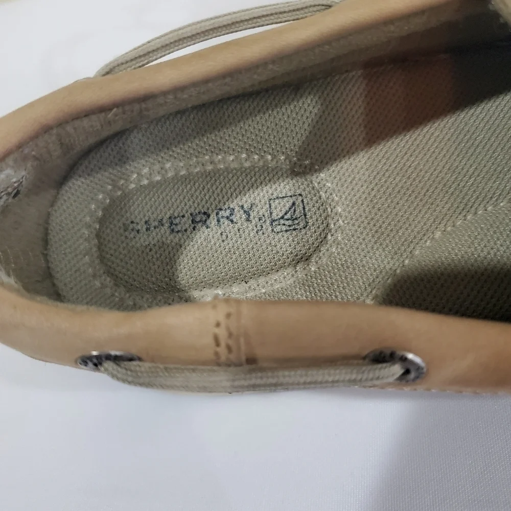 Sperry leather tan